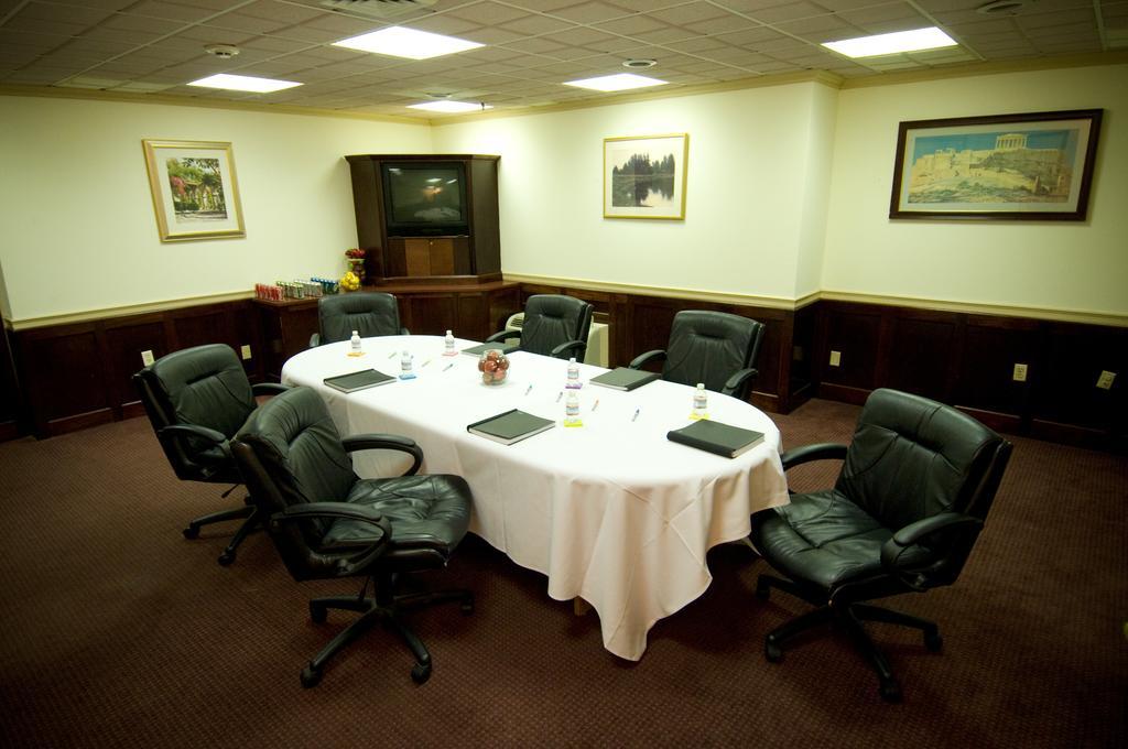 Oyo Hotel East Hanover Nj-10 エクステリア 写真