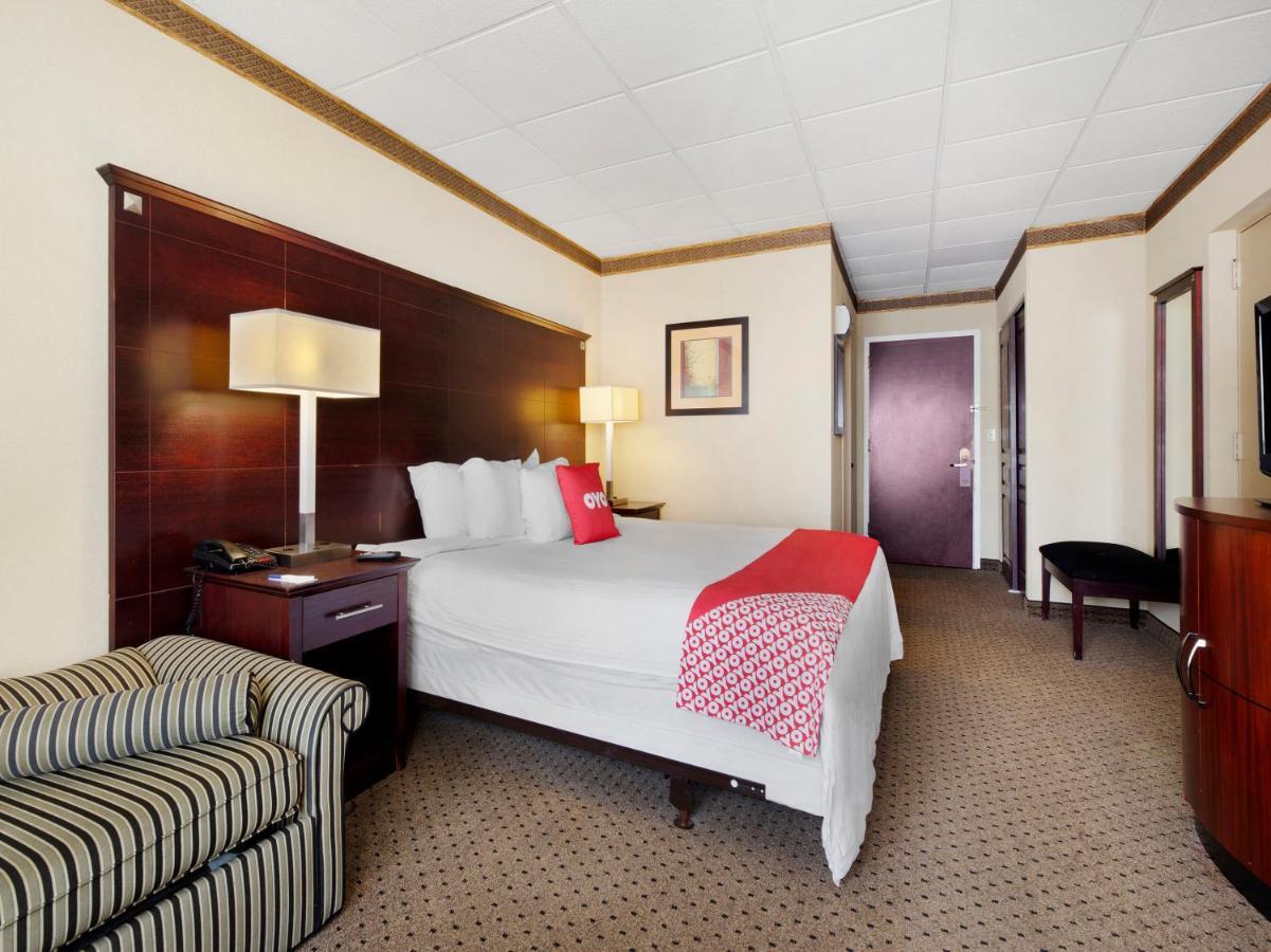 Oyo Hotel East Hanover Nj-10 エクステリア 写真