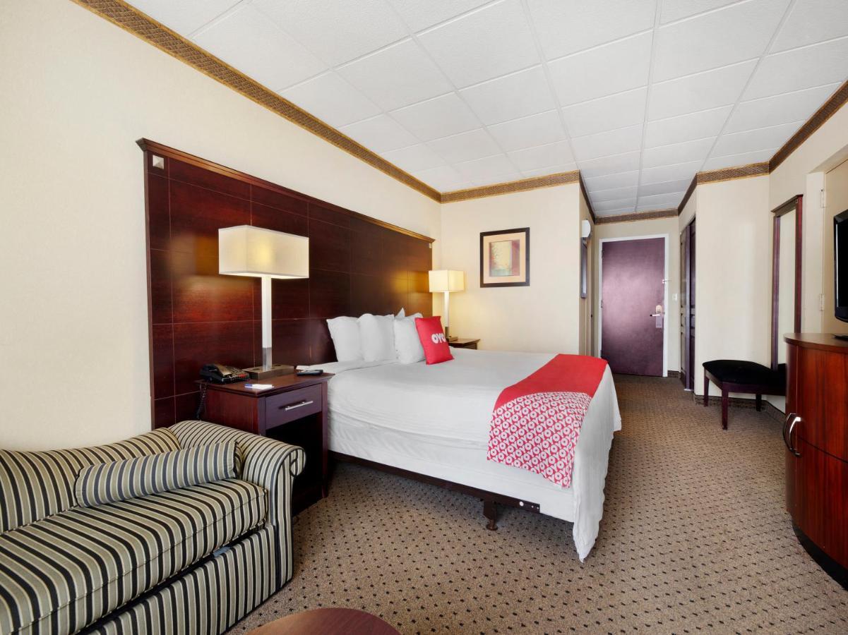Oyo Hotel East Hanover Nj-10 エクステリア 写真